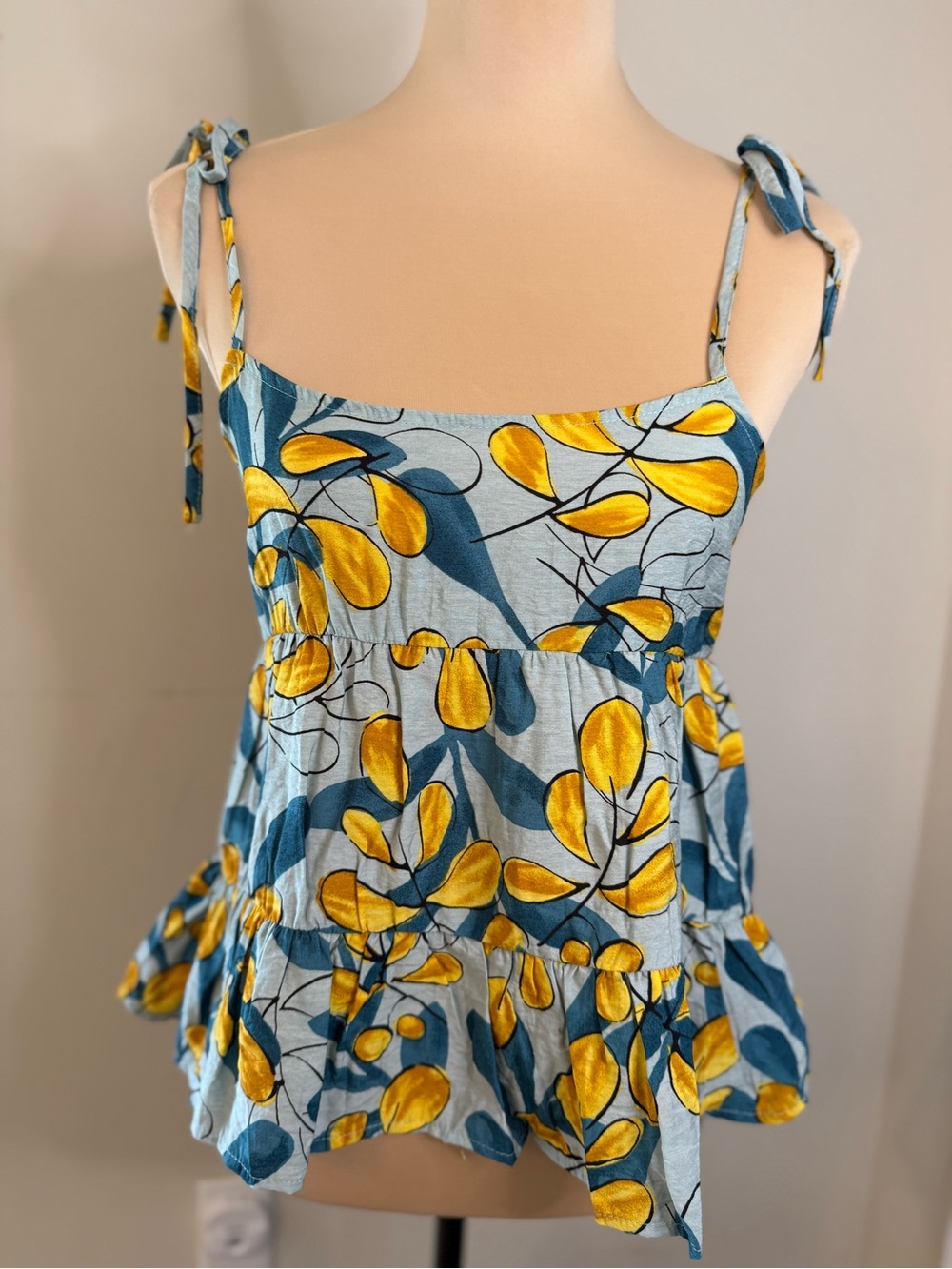 Mine floral teal yellow ruffle crop top spaghetti straps M